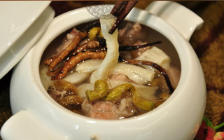 冬蟲夏草怎么熬粥好喝？3 種經(jīng)典做法 + 口感秘訣